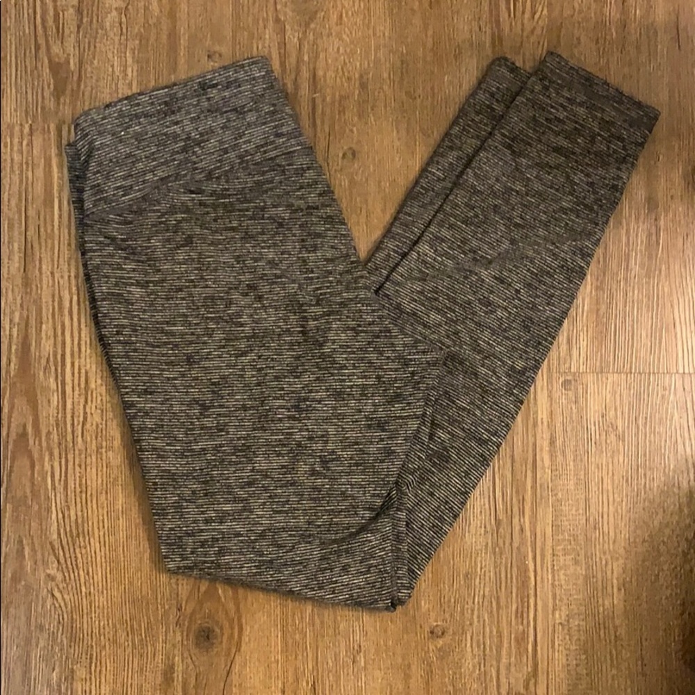 Striped leggings